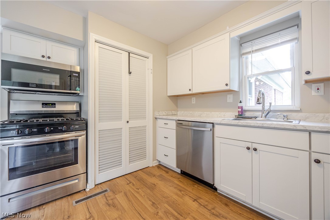 10366 Manorford Drive Parma Heights OH 44130