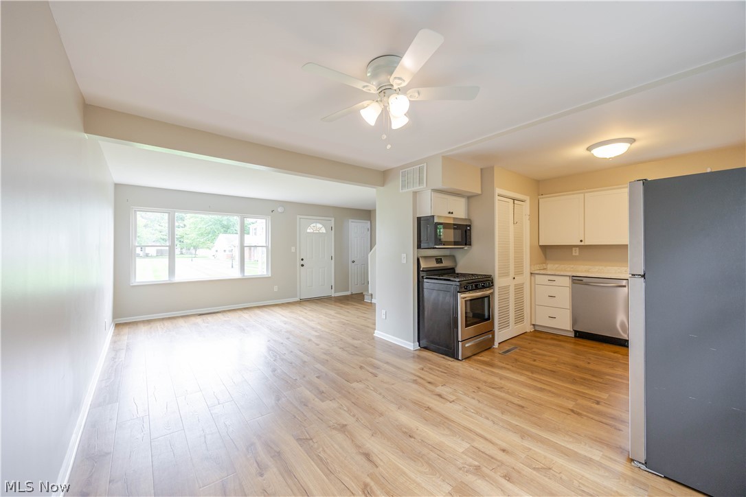 10366 Manorford Drive Parma Heights OH 44130