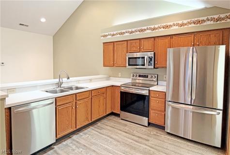 4216 Tannybrooke Lane NW Canton OH 44718