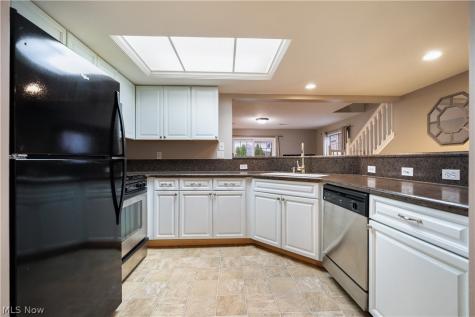 132 Sand Court Fairlawn OH 44333