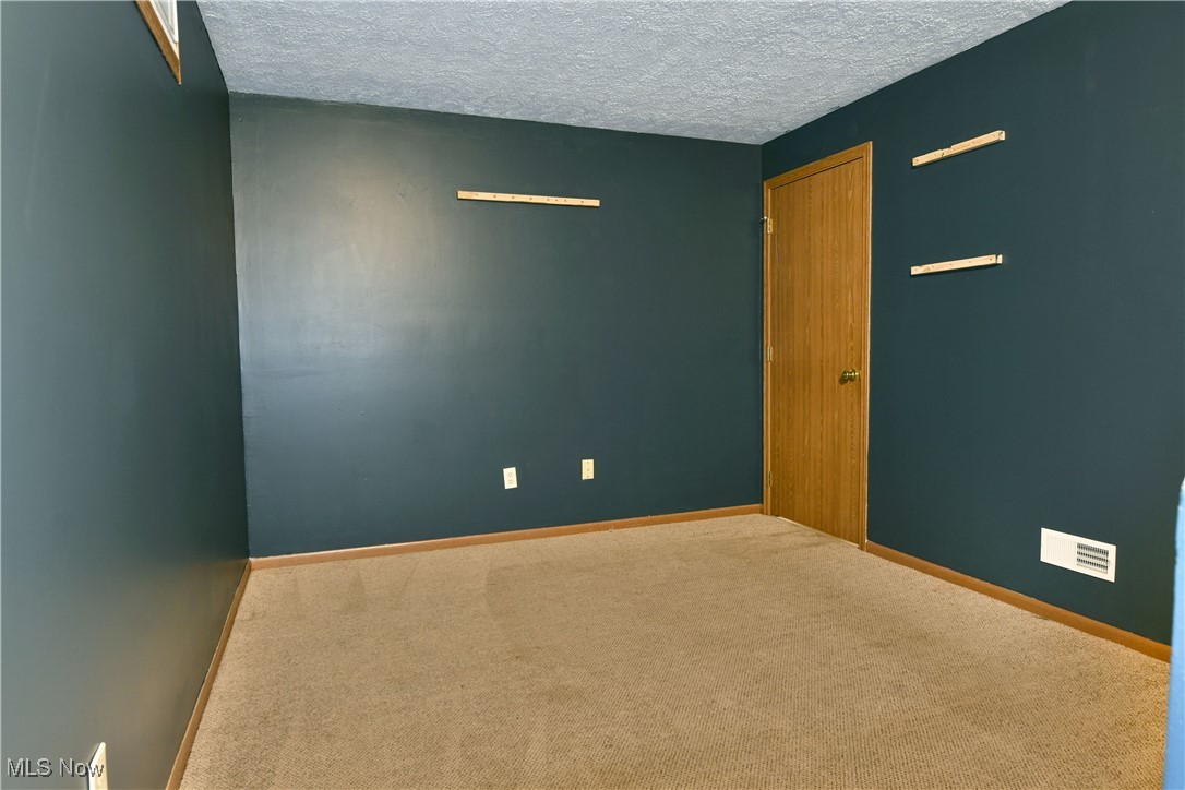 3224 Woodland Trail Cortland OH 44410