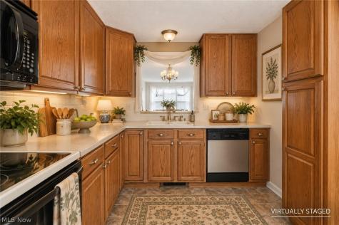 4435 Dalbury Avenue NE Canton OH 44714