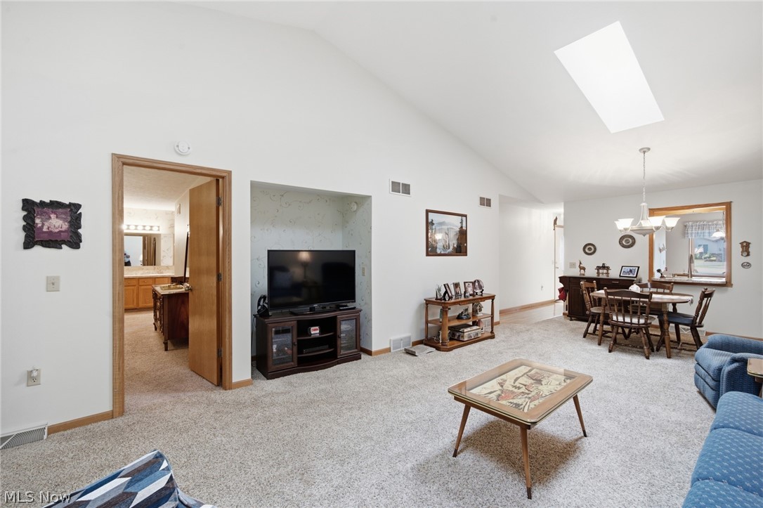 1451 Tripodi Circle Niles OH 44446