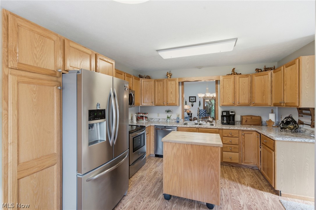 1451 Tripodi Circle Niles OH 44446
