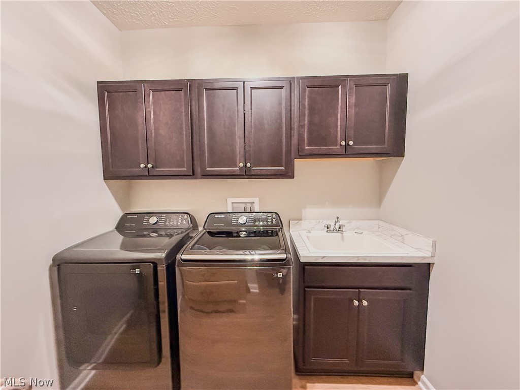 118 W Spring Drive Elyria OH 44035