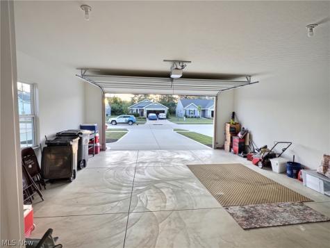 118 W Spring Drive Elyria OH 44035