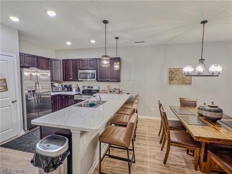 118 W Spring Drive Elyria OH 44035