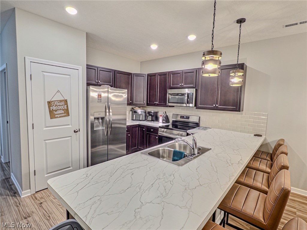 118 W Spring Drive Elyria OH 44035