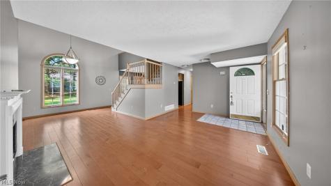20745 Sun Meadow Trail Strongsville OH 44149