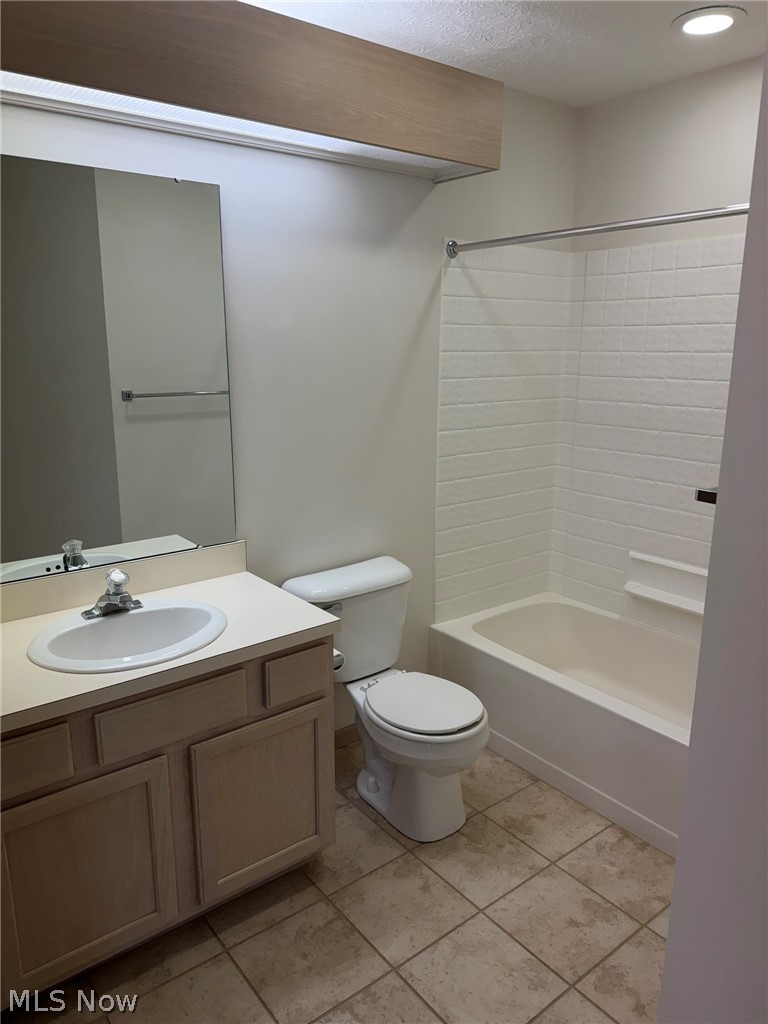2040 Whippoorwill Lane Mansfield OH 44906