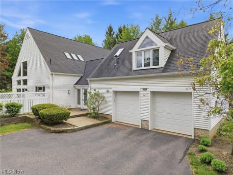 985 Goldenrod Trail Aurora OH 44202