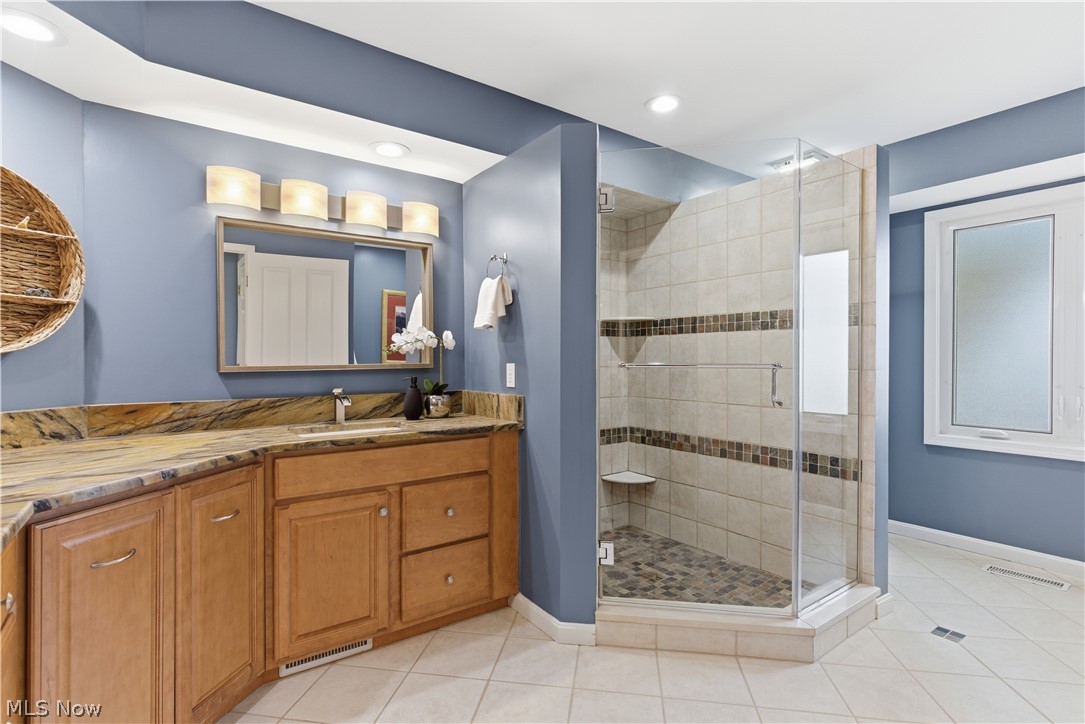 985 Goldenrod Trail Aurora OH 44202