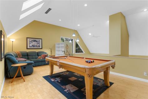 985 Goldenrod Trail Aurora OH 44202