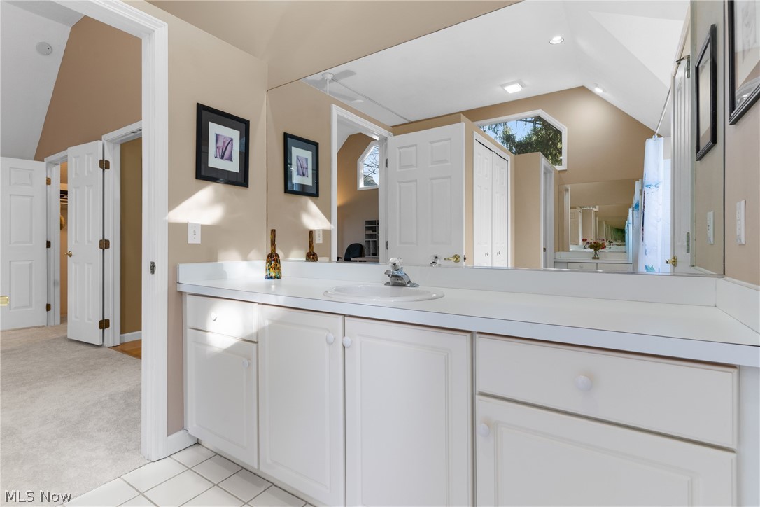 985 Goldenrod Trail Aurora OH 44202