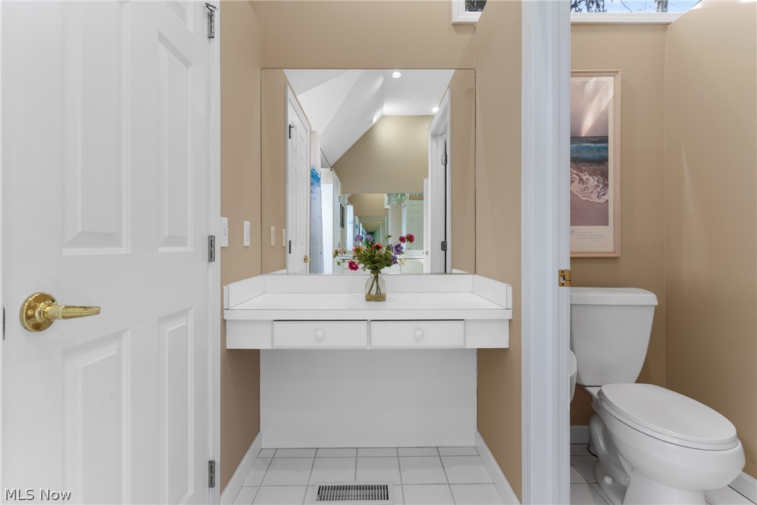 985 Goldenrod Trail Aurora OH 44202