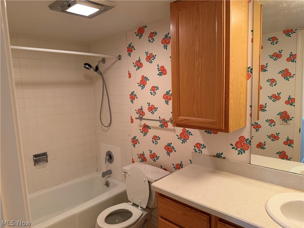 612 Trevitt Circle W Euclid OH 44143