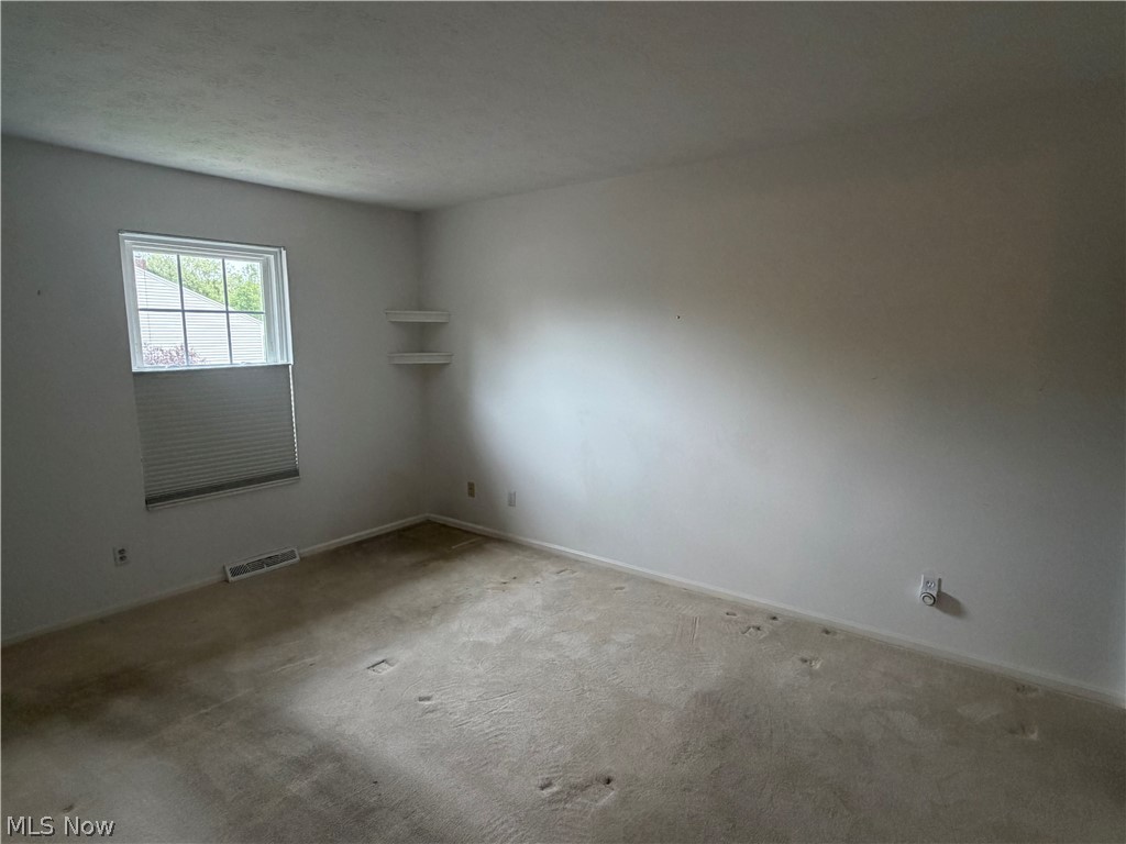 612 Trevitt Circle W Euclid OH 44143