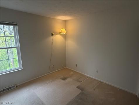 612 Trevitt Circle W Euclid OH 44143