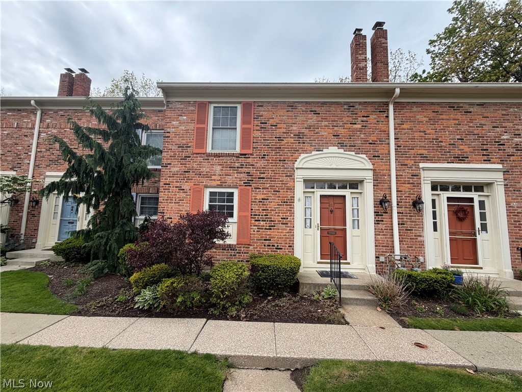 612 Trevitt Circle W Euclid OH 44143