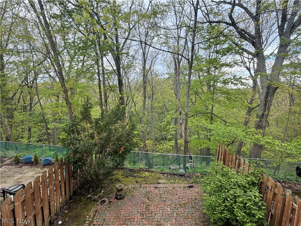 612 Trevitt Circle W Euclid OH 44143
