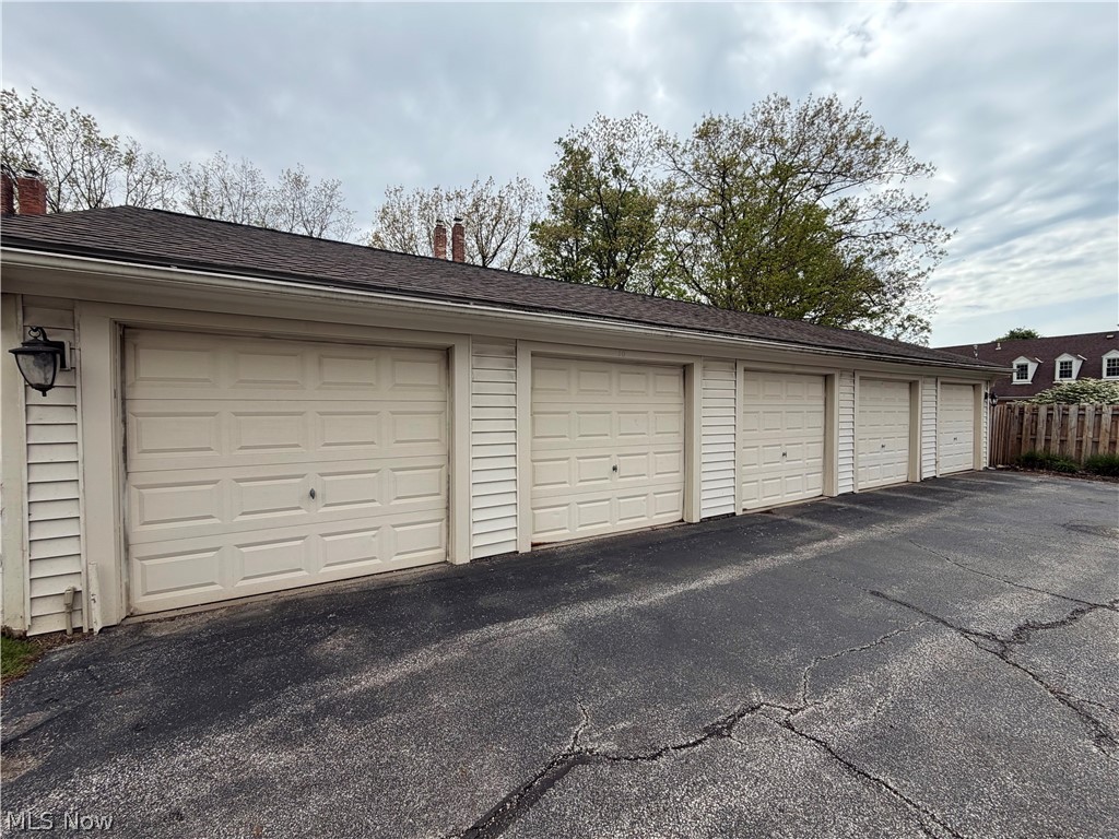 612 Trevitt Circle W Euclid OH 44143