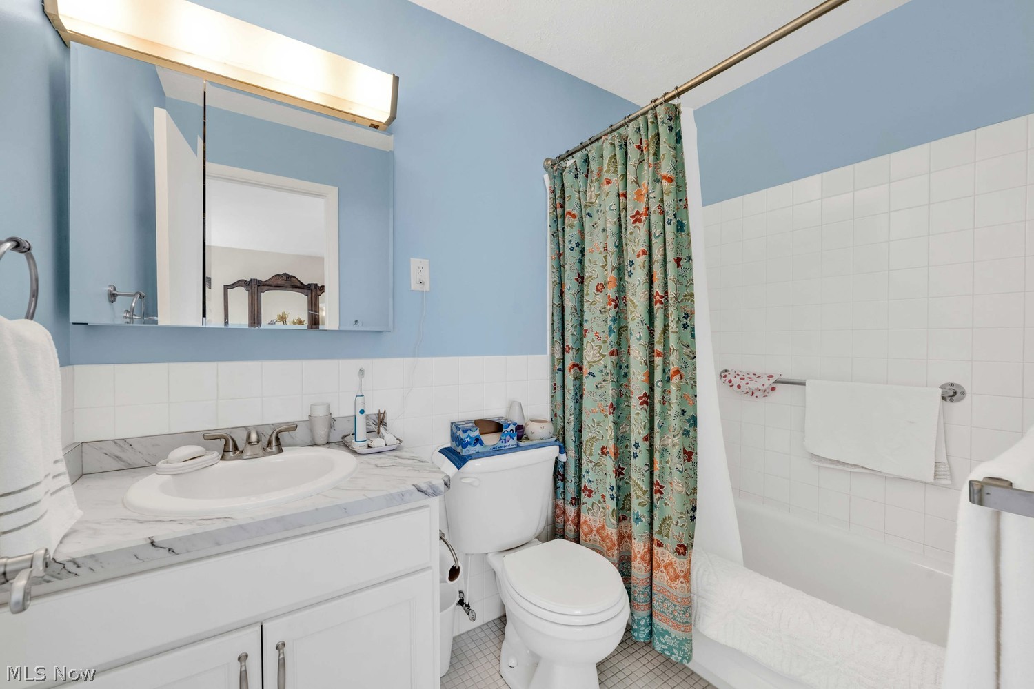 2159 Wooster Road Rocky River OH 44116
