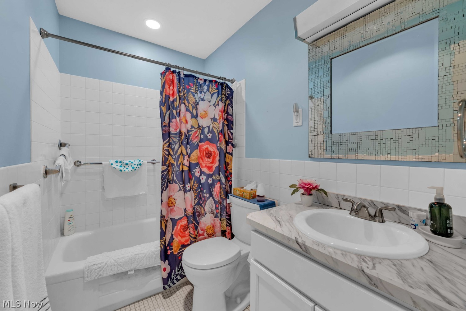 2159 Wooster Road Rocky River OH 44116
