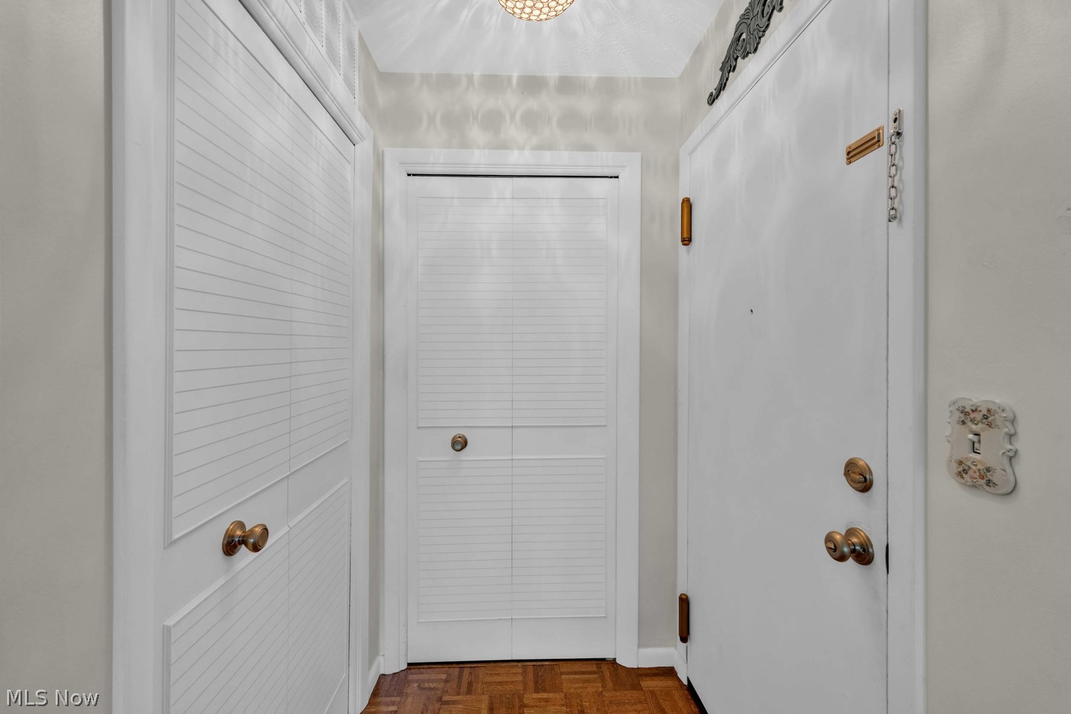 2159 Wooster Road Rocky River OH 44116