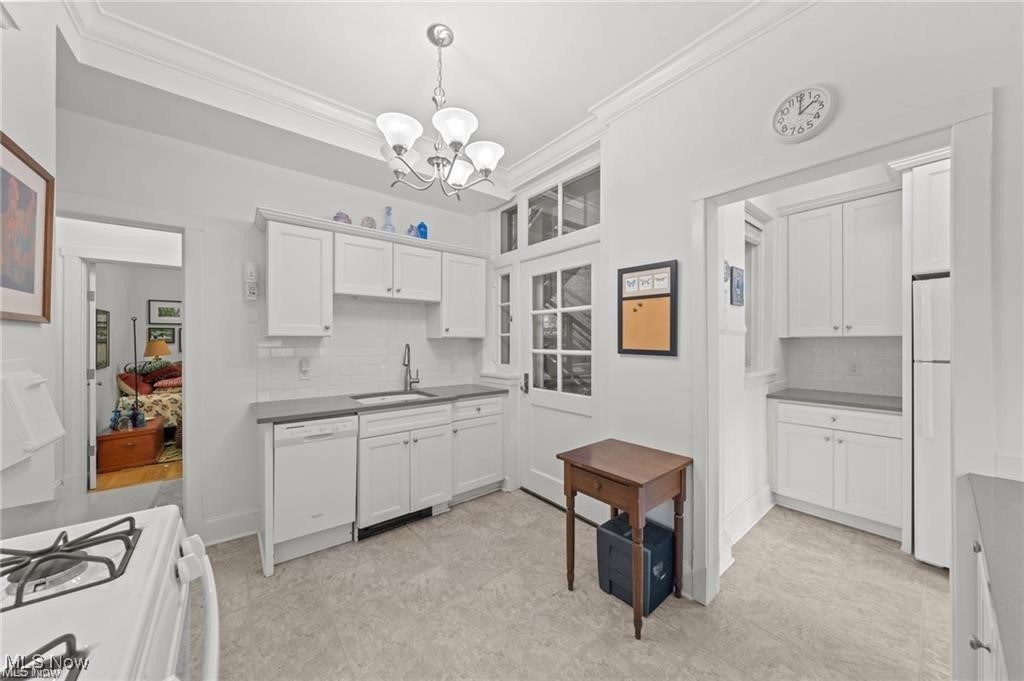 13605 Shaker Boulevard Cleveland OH 44120