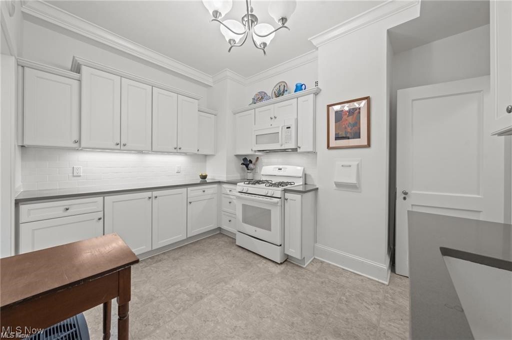 13605 Shaker Boulevard Cleveland OH 44120