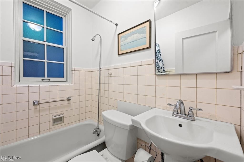 13605 Shaker Boulevard Cleveland OH 44120