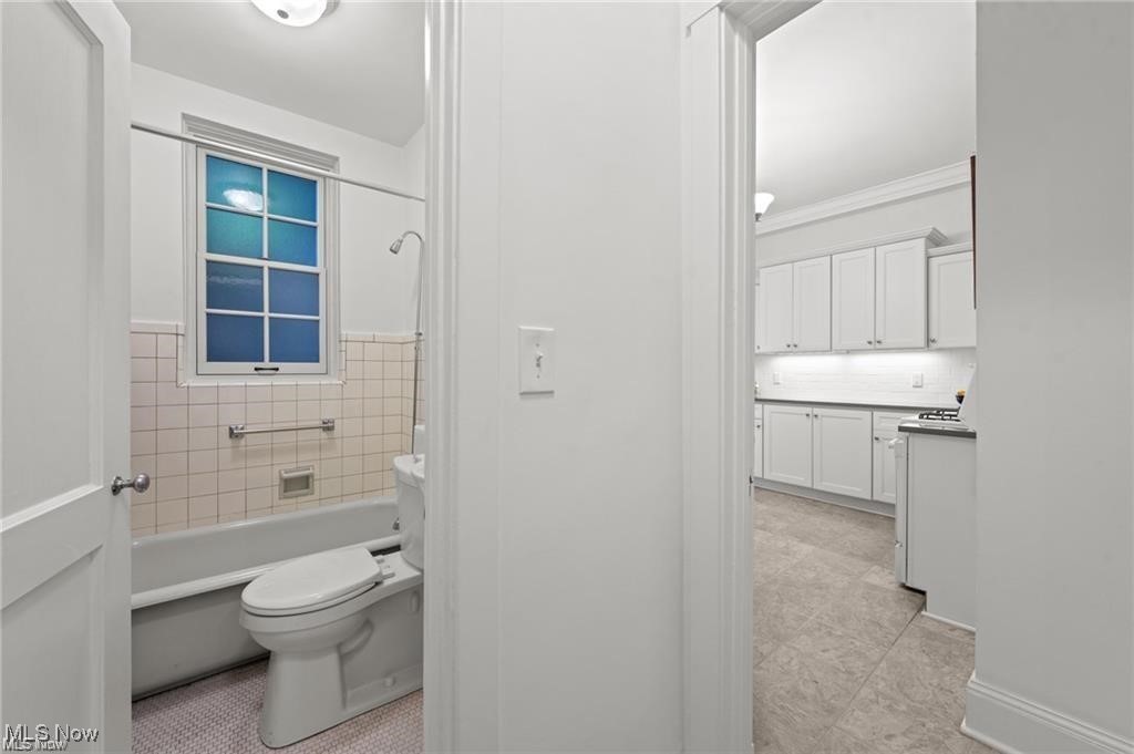 13605 Shaker Boulevard Cleveland OH 44120