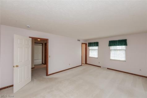 5111 Rockport Cove Stow OH 44224