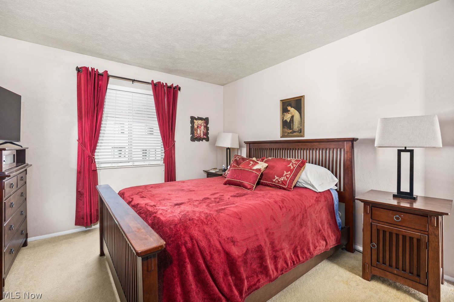 230 Deepwood Drive Wadsworth OH 44281