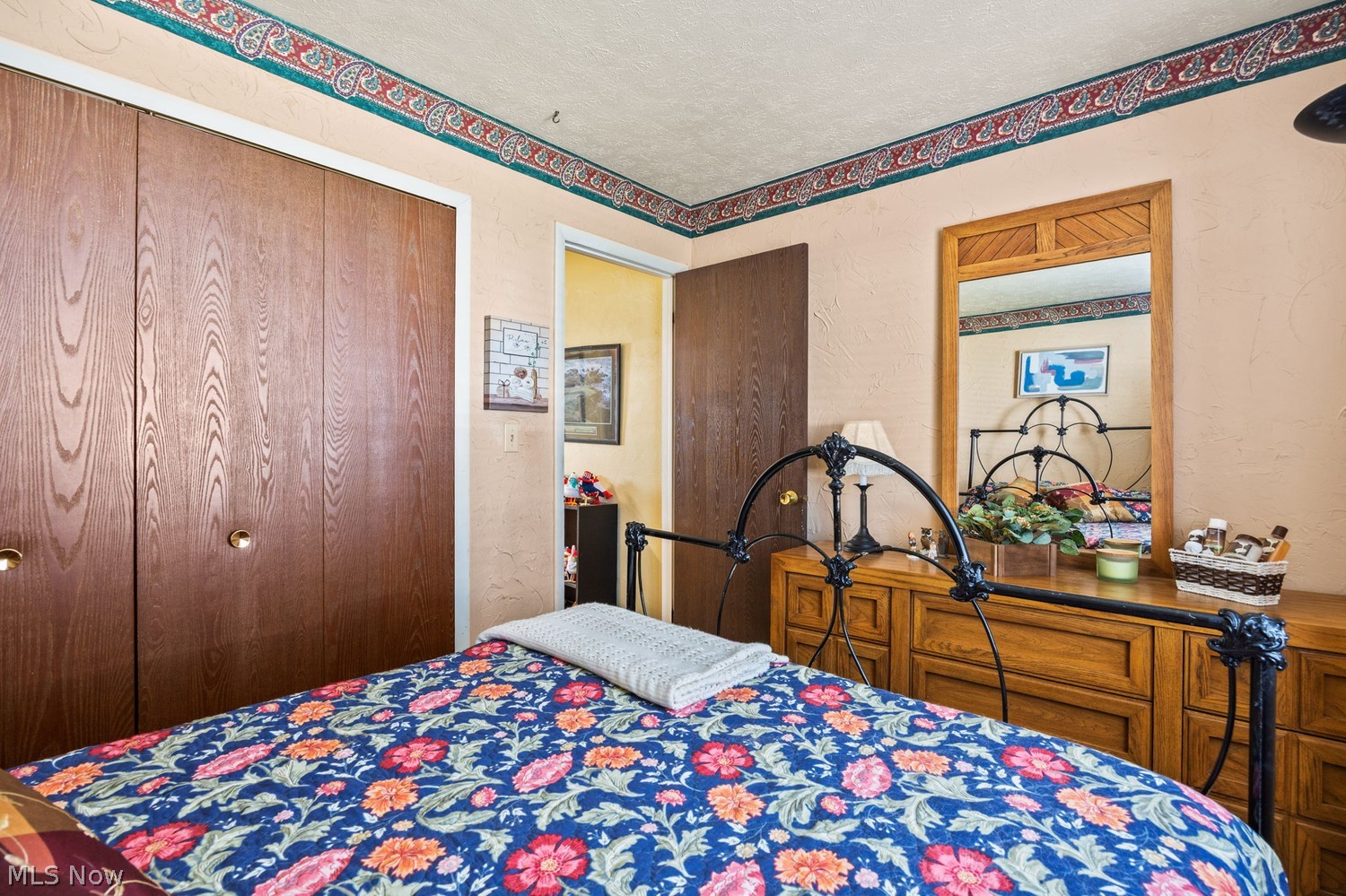 230 Deepwood Drive Wadsworth OH 44281