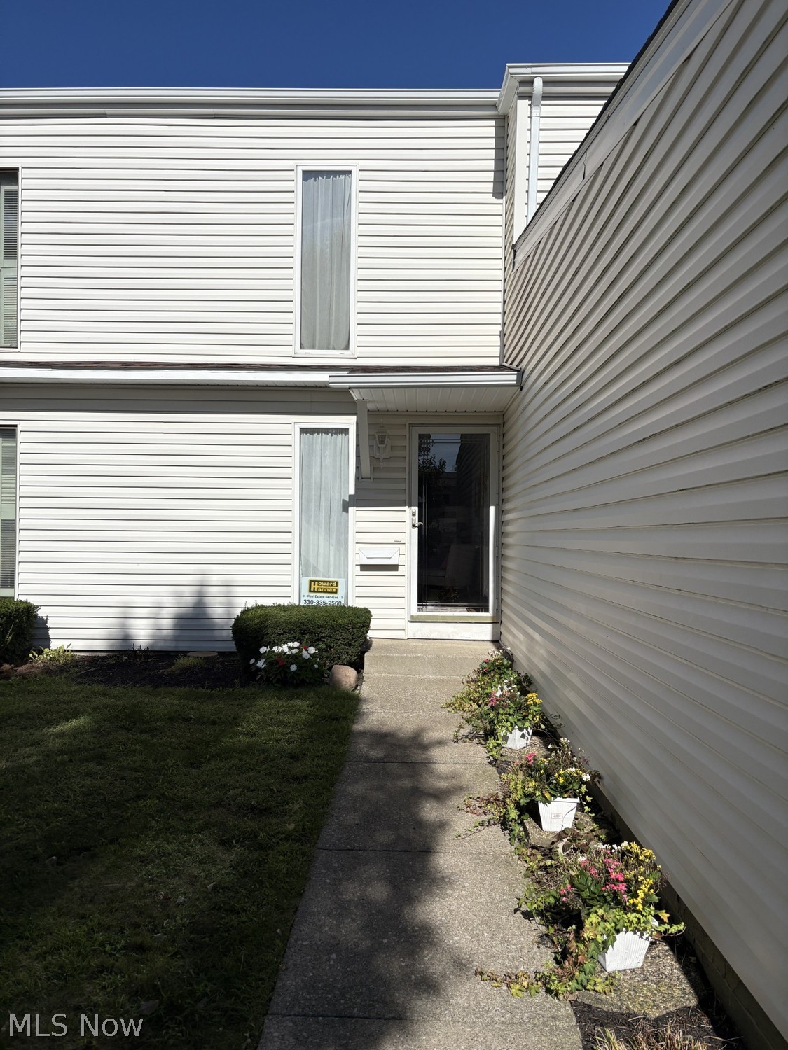 230 Deepwood Drive Wadsworth OH 44281