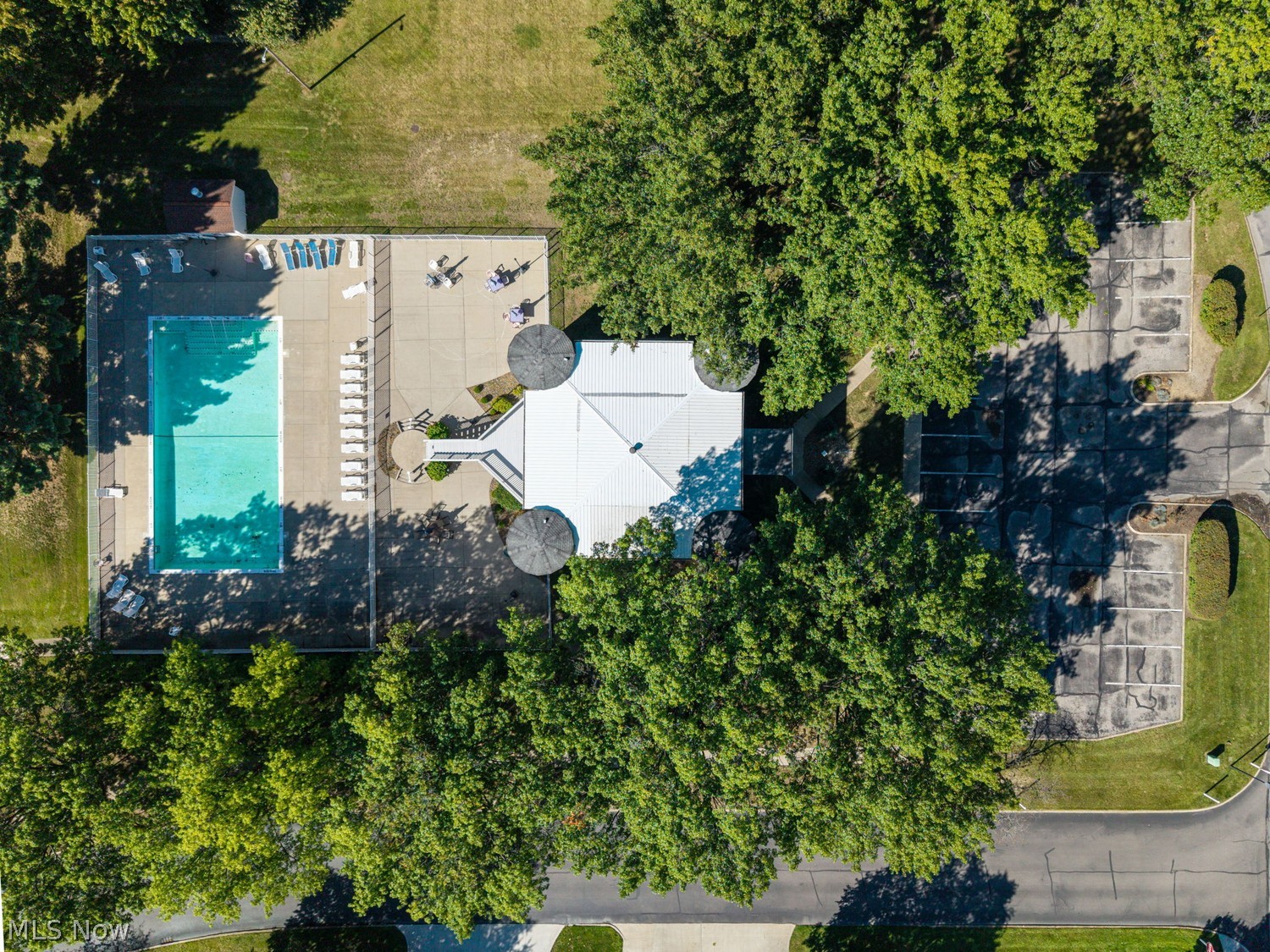 230 Deepwood Drive Wadsworth OH 44281