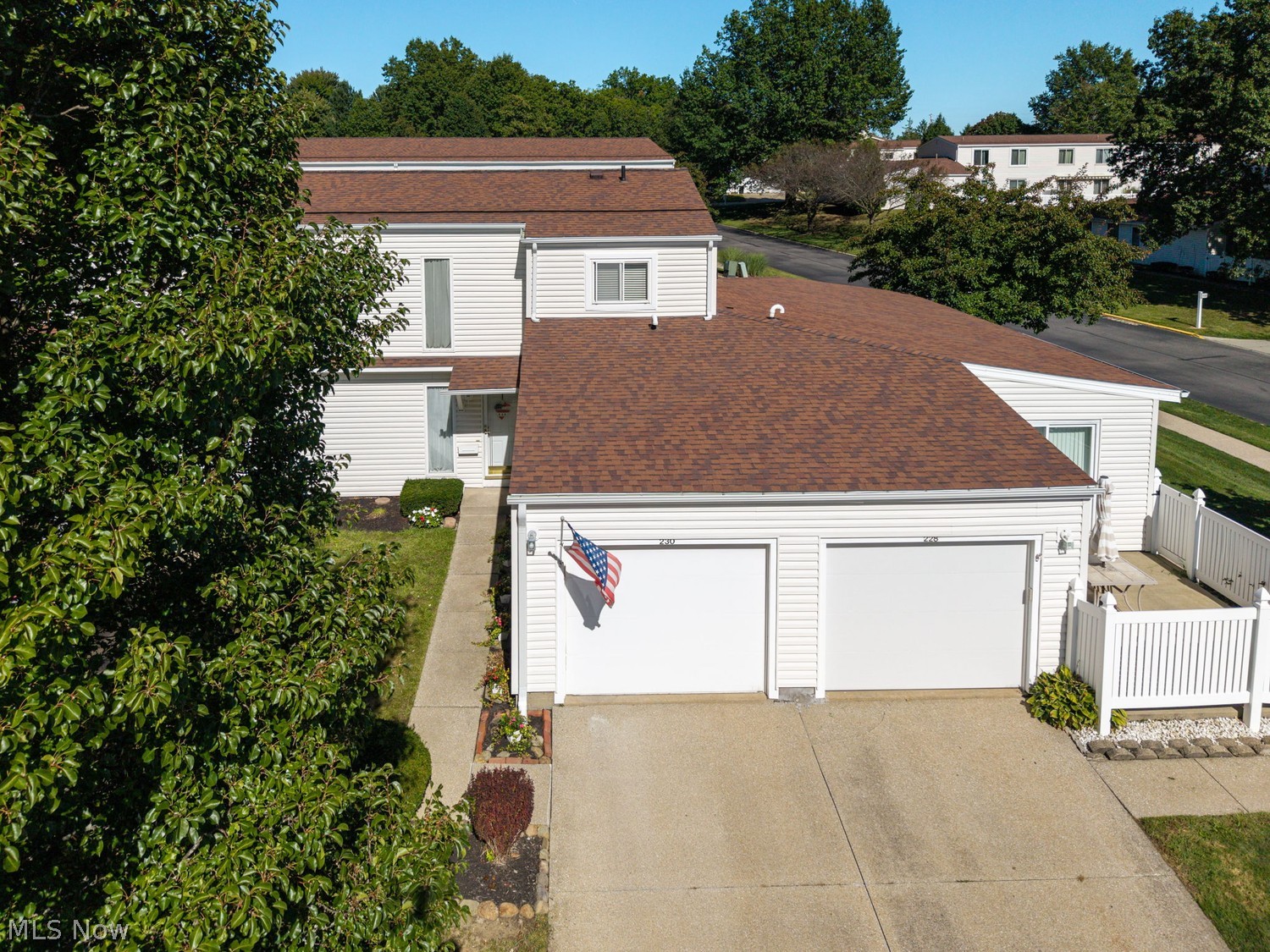 230 Deepwood Drive Wadsworth OH 44281