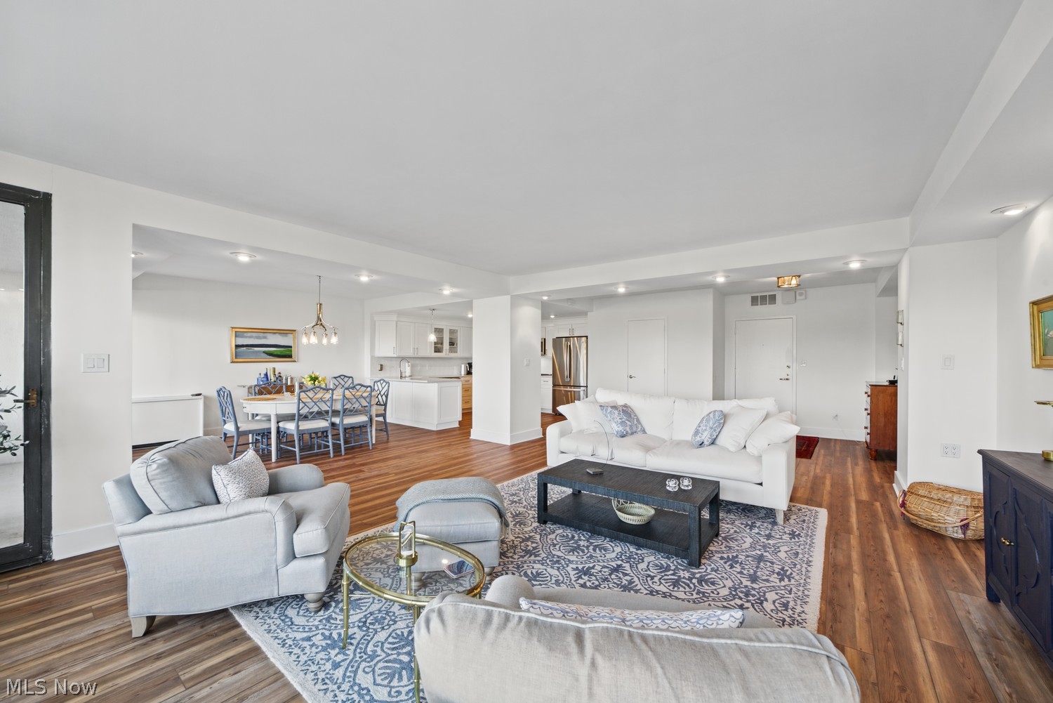 1 Bratenahl Place Bratenahl OH 44108