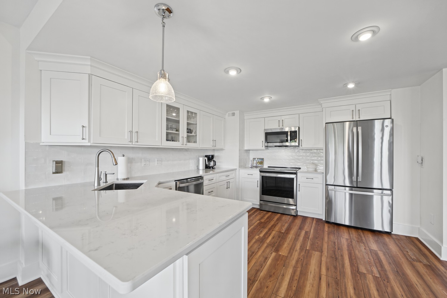 1 Bratenahl Place Bratenahl OH 44108