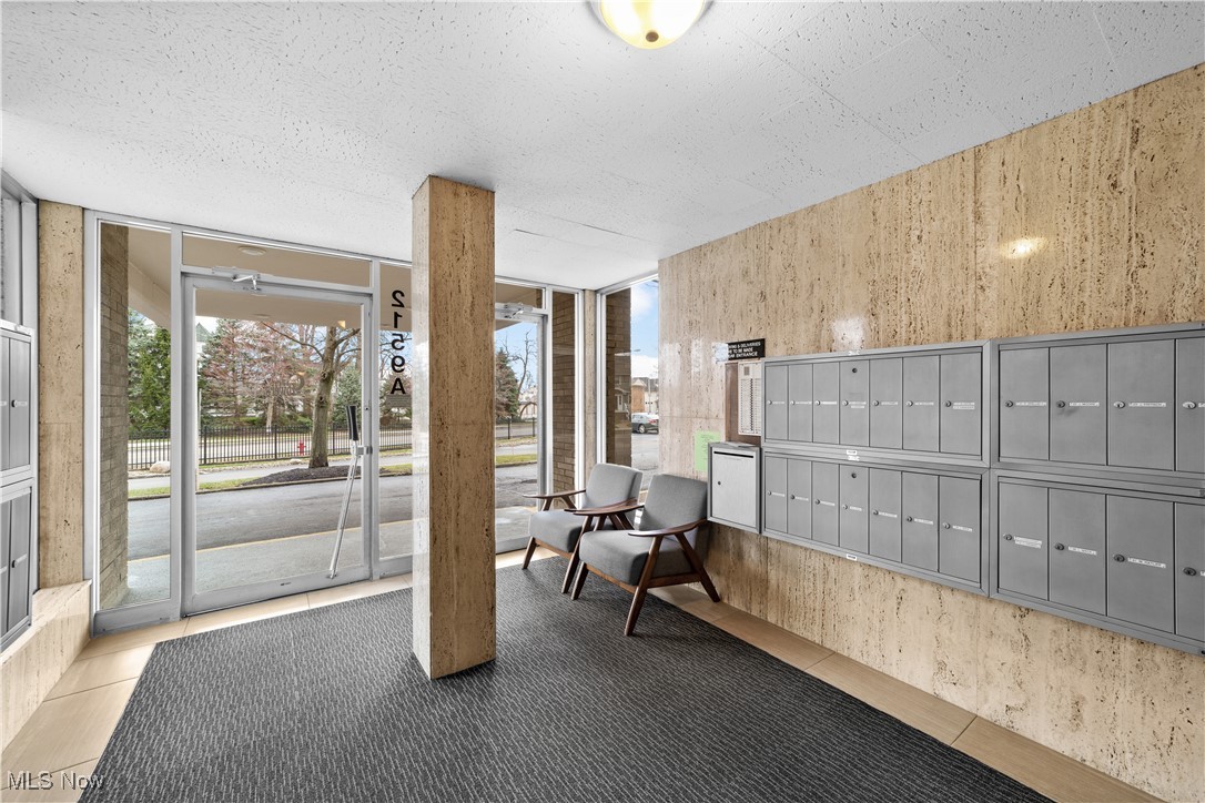 2159 Wooster Road Rocky River OH 44116