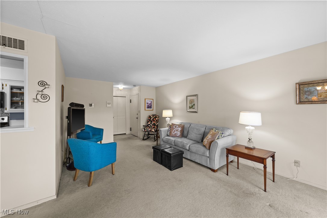 2159 Wooster Road Rocky River OH 44116