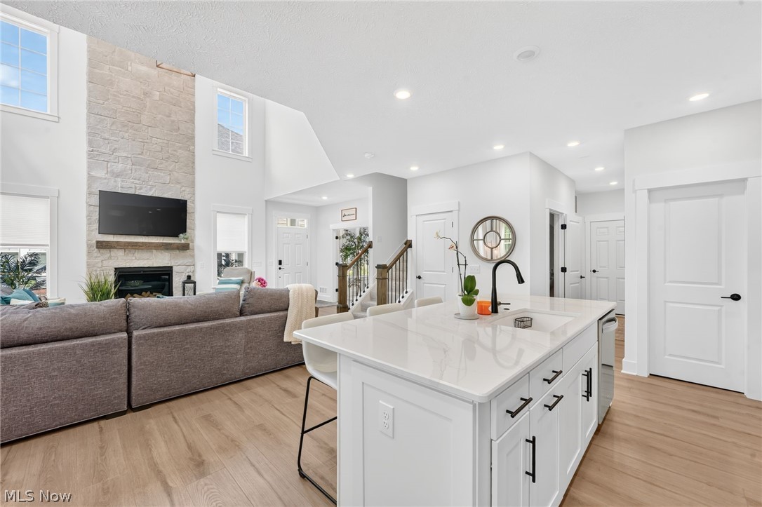 516 Port Side Drive Avon Lake OH 44012