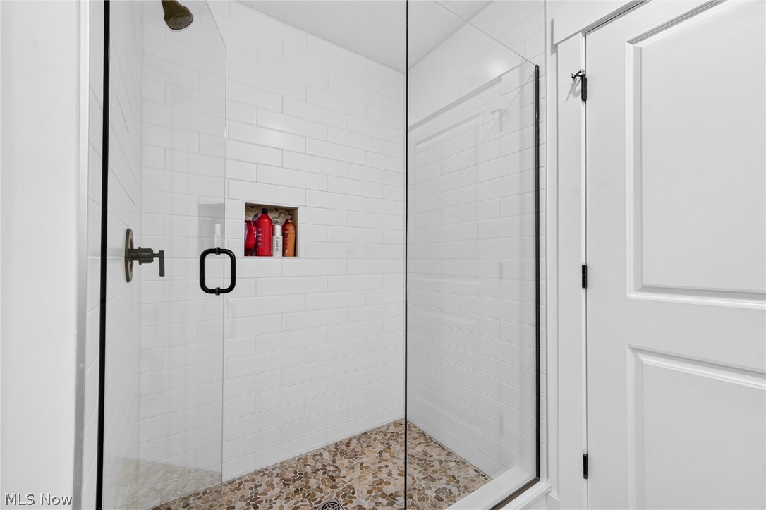 516 Port Side Drive Avon Lake OH 44012