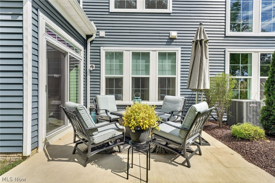 516 Port Side Drive Avon Lake OH 44012