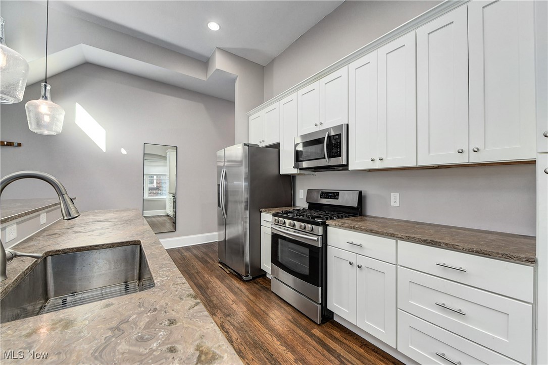 12966 Clifton Boulevard Lakewood OH 44107