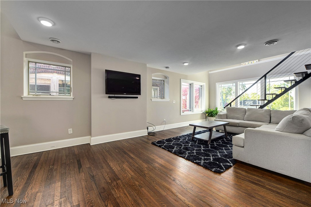 12966 Clifton Boulevard Lakewood OH 44107