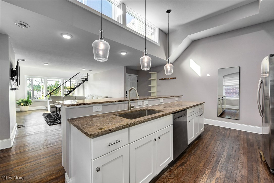 12966 Clifton Boulevard Lakewood OH 44107