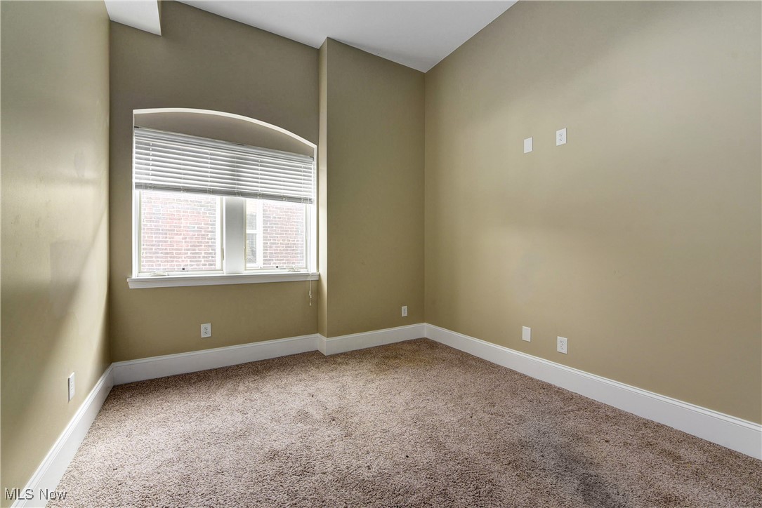 12966 Clifton Boulevard Lakewood OH 44107