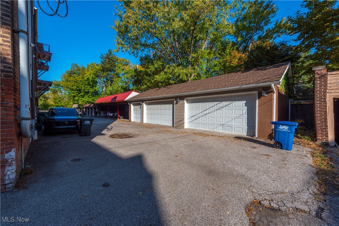 12966 Clifton Boulevard Lakewood OH 44107